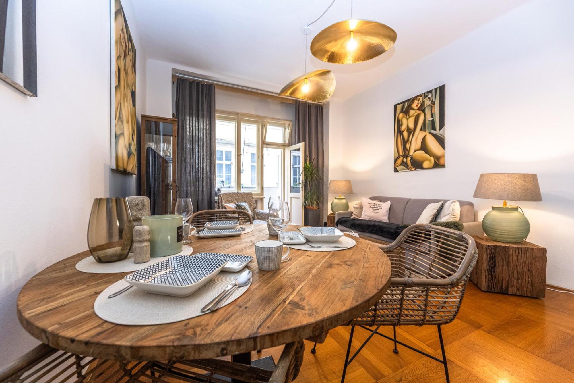 Wishlist Old Residences - Vezenska Apartment