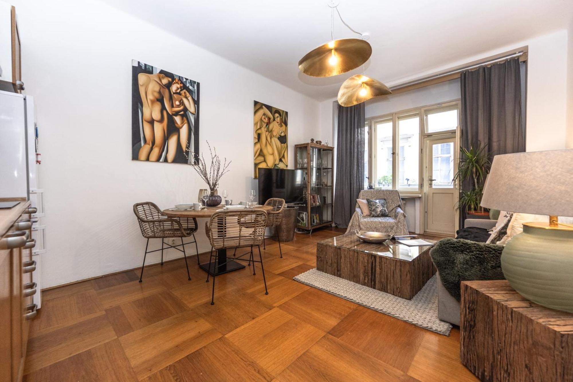 Wishlist Old Residences - Vezenska Apartment *