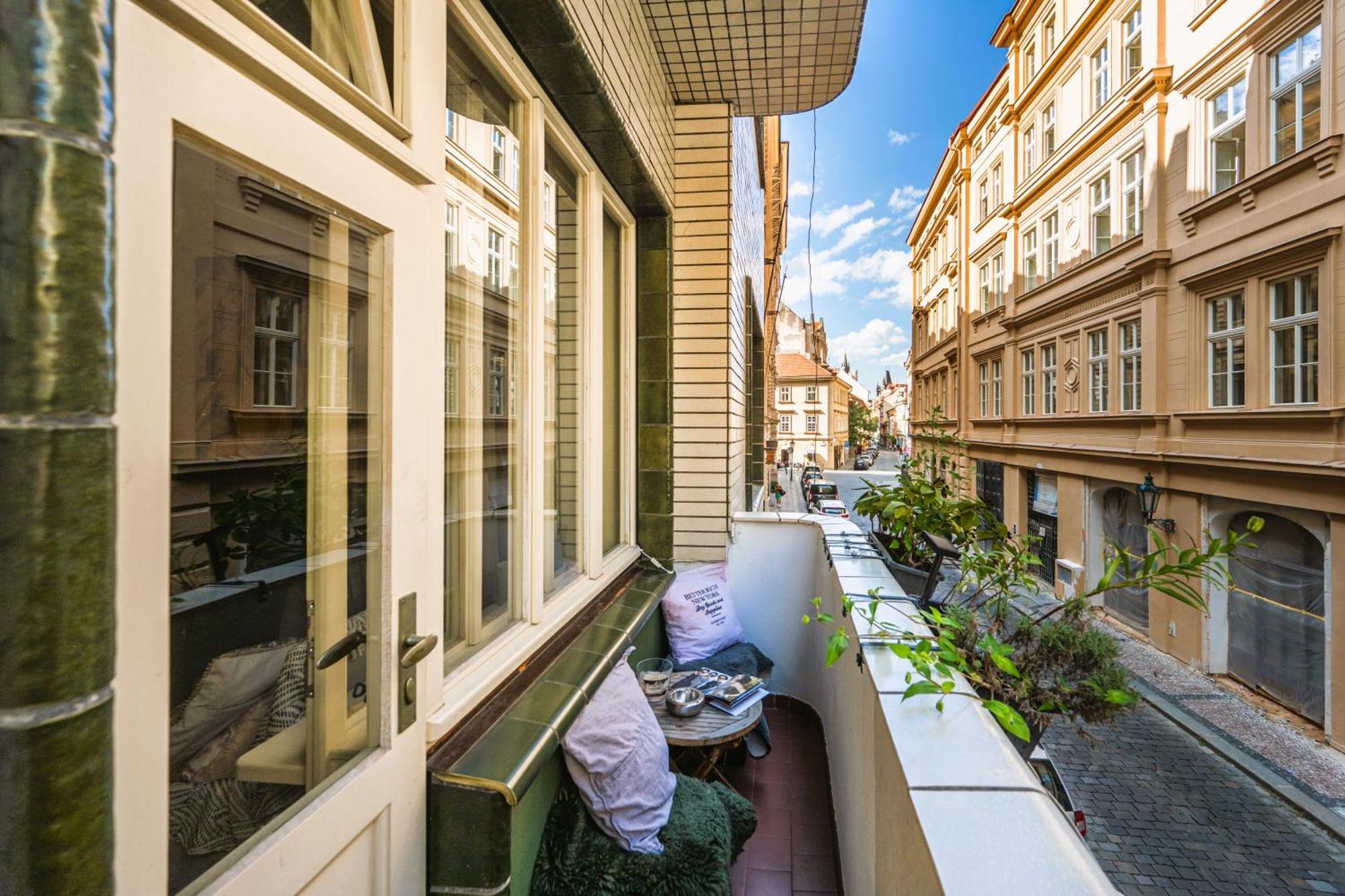 Wishlist Old Residences - Vezenska Apartment